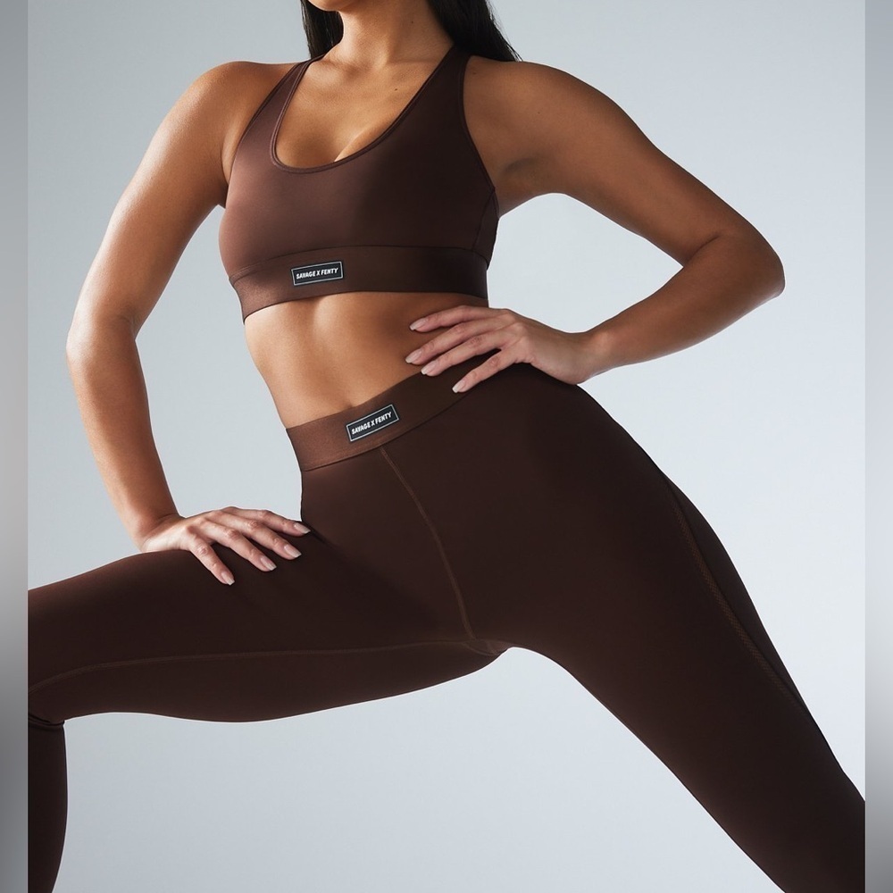 Savage X Fenty Flow High-Waist Trimmed Leggings (Size L)
